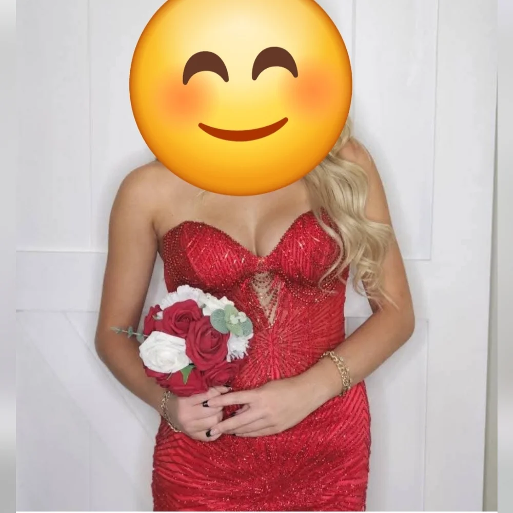 Red Short Beaded Glittery Homecoming Formal Corest Dress Size 2 - Picture 2 of 8